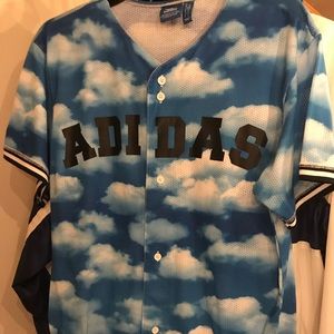 Adidas clouds jersey size Small